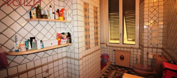 5-salle Appartement à Lucca, Italy No. 177689 8