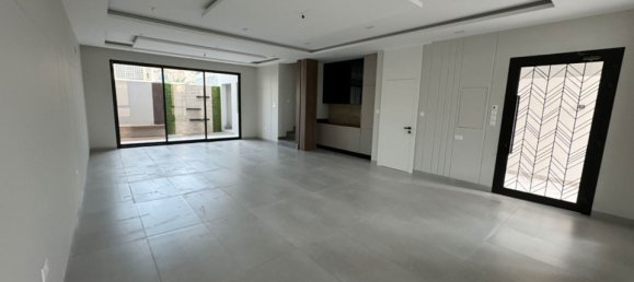 3 Schlafzimmer Villa in Muharraq, Bahrain, Nr. 1329 2