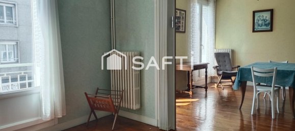 2 bedrooms Apartment in Vire, France No. 328767 4