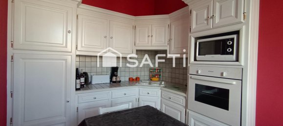 2 bedrooms Apartment in Vire, France No. 328767 2