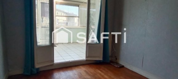 2 bedrooms Apartment in Vire, France No. 328767 8