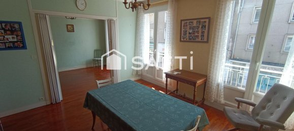 2 bedrooms Apartment in Vire, France No. 328767 3