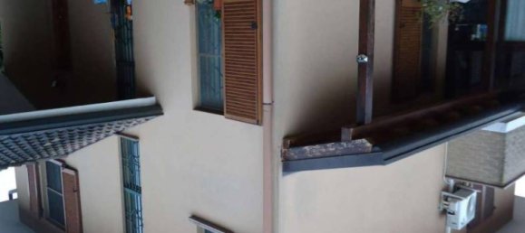 Villa T4 em Mediglia, Italy N.º 279143 11