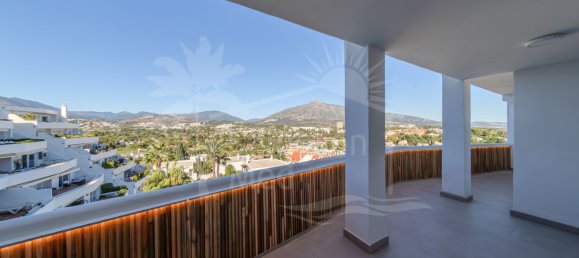 Ático de 2 dormitorios en Marbella, Spain No. 126547 10