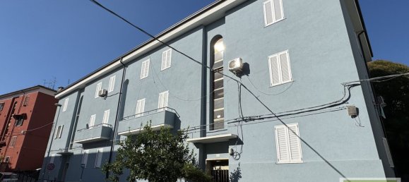 3 bedrooms Apartment in Ancona, Italy No. 371959 2