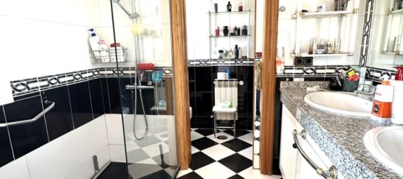 Villa T5 em Marbella, Spain N.º 148182 15