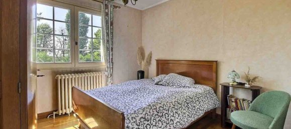 Casa de 3 dormitorios en Montcresson, France No. 322691 8