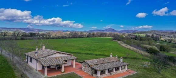 2 Schlafzimmer Villa in Manciano, Italy, Nr. 65997 9