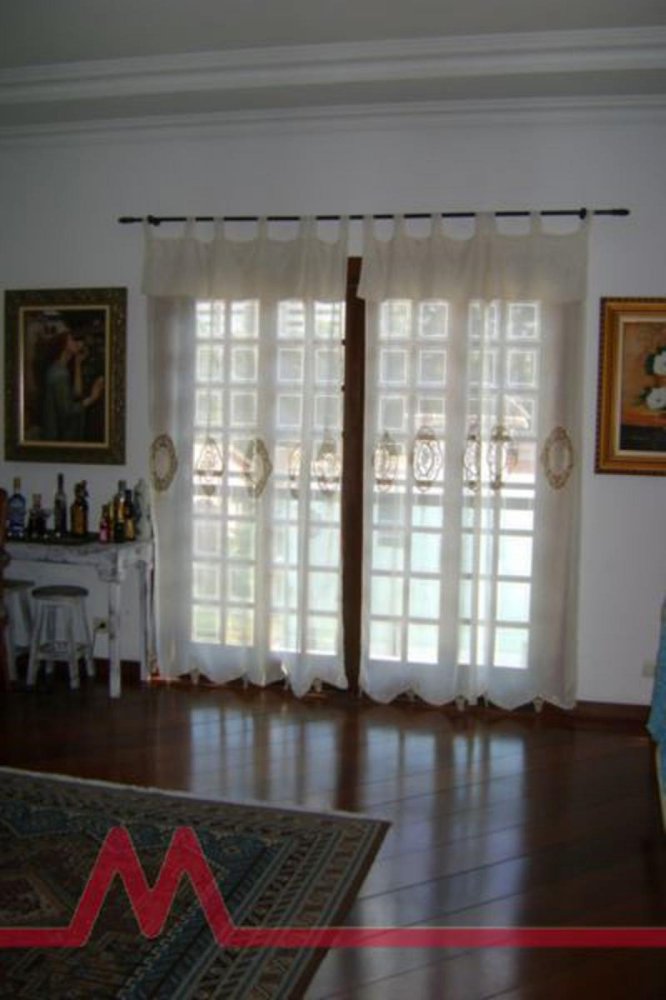 Дом с 4 спальнями в Сан-Паулу, Бразилия № 588226