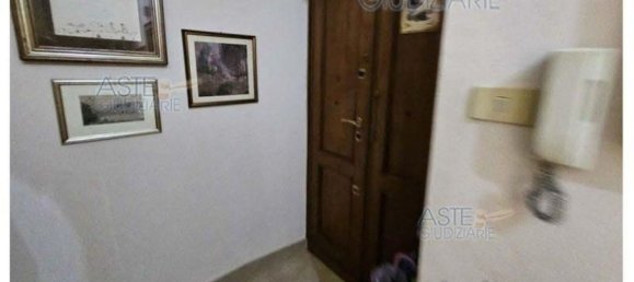 3 rooms Apartment in Rome, Italy No. 194642 9