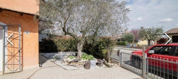 5 bedrooms House in Conselice, Italy No. 362519 3