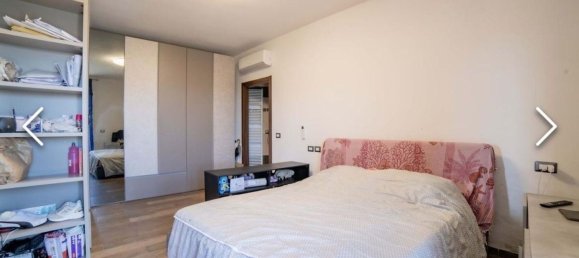 5 bedrooms House in Conselice, Italy No. 362519 9