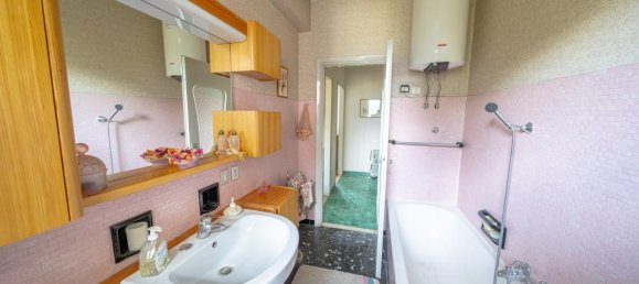 5 rooms Apartment in Sondrio, Italy No. 111706 47