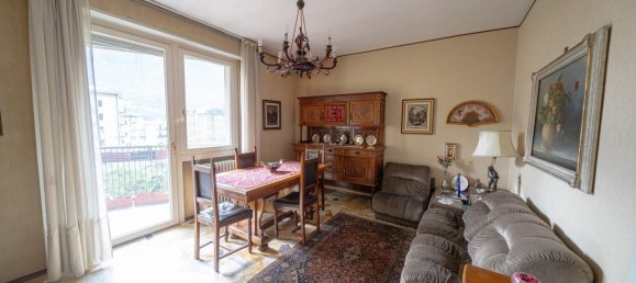 5 rooms Apartment in Sondrio, Italy No. 111706 16