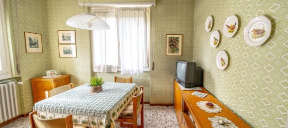 5 rooms Apartment in Sondrio, Italy No. 111706 20