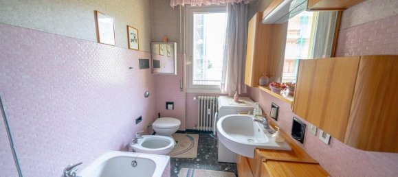 5 rooms Apartment in Sondrio, Italy No. 111706 45