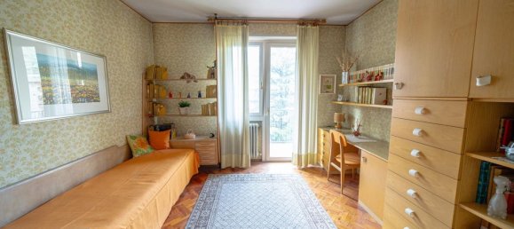 5 rooms Apartment in Sondrio, Italy No. 111706 8
