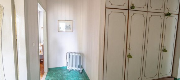 5 rooms Apartment in Sondrio, Italy No. 111706 3