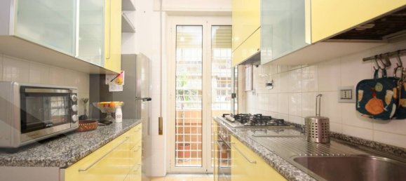 3-salle Appartement à Rome, Italy No. 23647 15