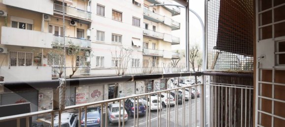 3-salle Appartement à Rome, Italy No. 23647 33