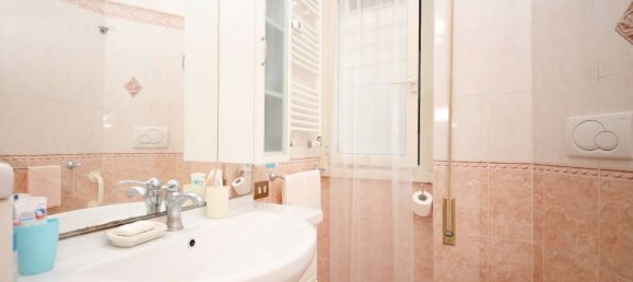 3-salle Appartement à Rome, Italy No. 23647 20