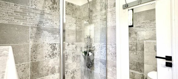 1 bedroom Apartment in Six-Fours-les-Plages, France No. 326605 4