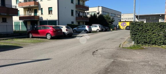 2 rooms Apartment in Reggio Emilia, Italy No. 3086 25