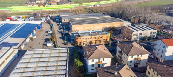 2 rooms Apartment in Reggio Emilia, Italy No. 3086 42