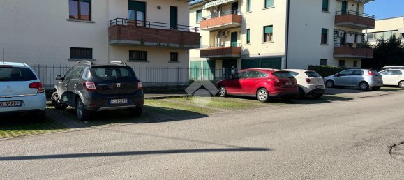 2 rooms Apartment in Reggio Emilia, Italy No. 3086 2