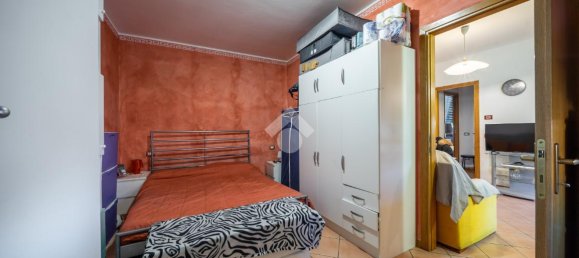 2 rooms Apartment in Reggio Emilia, Italy No. 3086 12