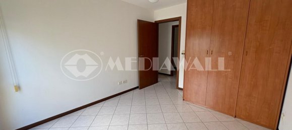 3 chambres Maison à Pordenone, Italy No. 293607 4