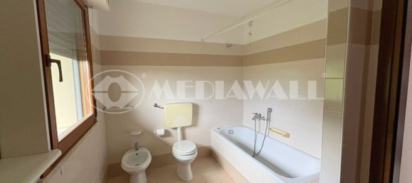 3 chambres Maison à Pordenone, Italy No. 293607 44