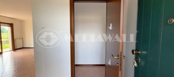 3 chambres Maison à Pordenone, Italy No. 293607 22