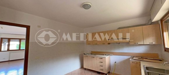 3 chambres Maison à Pordenone, Italy No. 293607 40