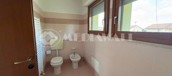 3 chambres Maison à Pordenone, Italy No. 293607 10