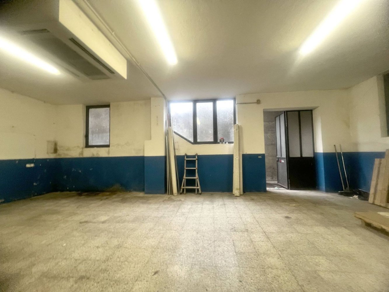 Gewerbliche Immobilie in Lissone, Italy 108m², Nr. 359782