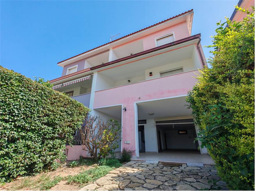 4-Zimmer Villa in Sardinia, Italy, Nr. 323053
