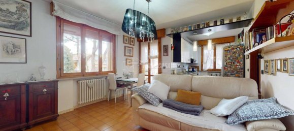 Квартира с 2 спальнями в Червия, Италия № 218804 11