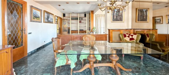 4 bedrooms Apartment in Barcelona, Spain No. 171517 6