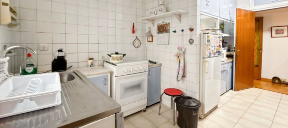 4 bedrooms Apartment in Barcelona, Spain No. 171517 17