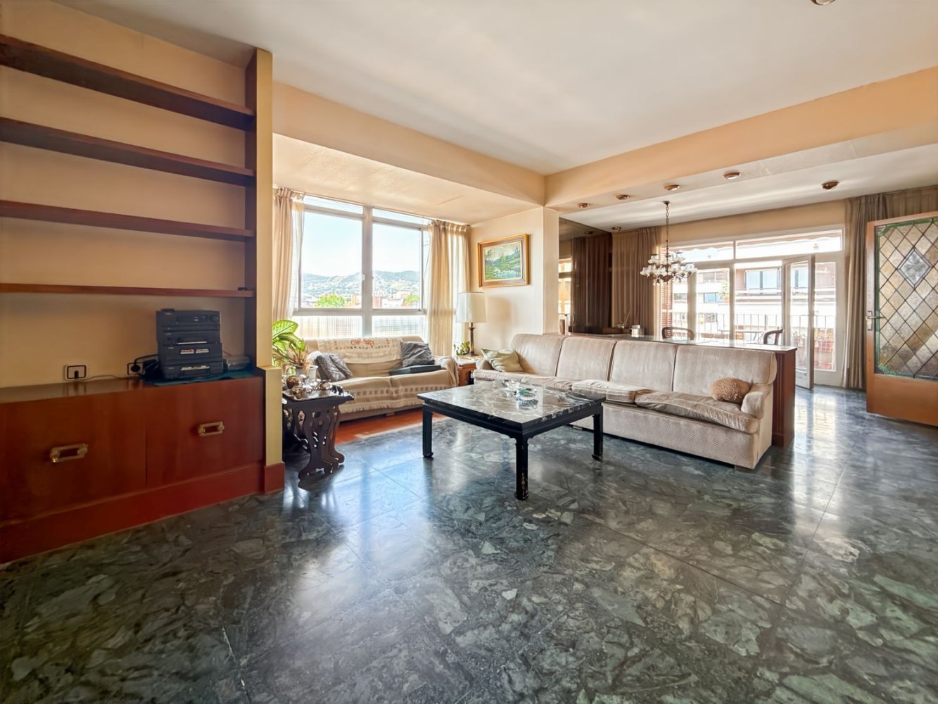 4 bedrooms Apartment in Barcelona, Spain No. 171517