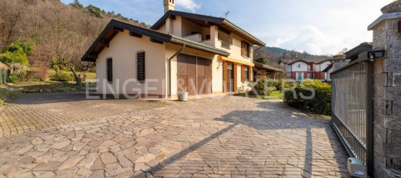 3 bedrooms Villa in Sesto Calende, Italy No. 132712 17