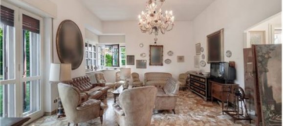 6 bedrooms Villa in Sulbiate, Italy No. 298565 22