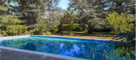 6 bedrooms Villa in Sulbiate, Italy No. 298565 9