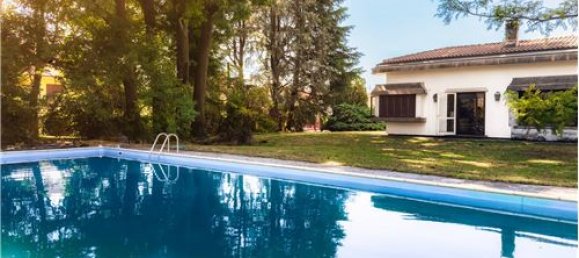 6 bedrooms Villa in Sulbiate, Italy No. 298565 6