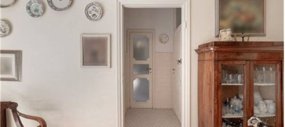 6 bedrooms Villa in Sulbiate, Italy No. 298565 23