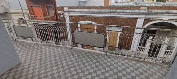 6-Zimmer Wohnung in Lecce, Italy, Nr. 143891 23