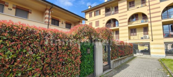 Дом с 3 спальнями в Баранцате, Италия № 193938 28