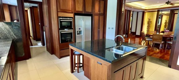 4 bedrooms Hotel for sale in Kamala, Phuket, Southern Thailand, Thailand № 78874 12
