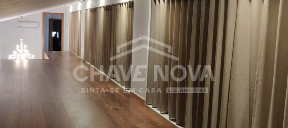 3 bedrooms House in Castelo da Maia, Portugal No. 52490 8